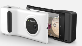 Nokia Lumia 1020 vs Samsung Galaxy S4 Zoom: Specs, features, price comparison, AT&T release date info [VIDEOS]