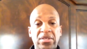Donnie McClurkin VIDEO: Gospel singer \