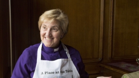 Church leader serves up meals in support of Syria victims