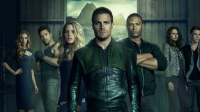 \'Arrow\' season 3 spoilers: Thea\'s latest love affair, Oliver-Felicity romance and new actor for Ra\'s al Ghul