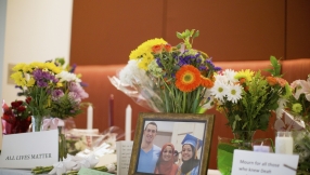 Chapel Hill: thousands mourn slain Muslims, police investigate religious motive for killing