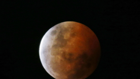 \'Blood moon\' fears lead Mormons to prepare for disaster