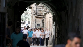 Clashes at Temple Mount as Jewish and Muslim festivals collide