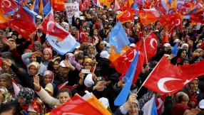 Divided Turkey holds snap election amid economy and security fears  