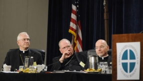 Catholic bishops in the United States pledge to help refugees of all faiths