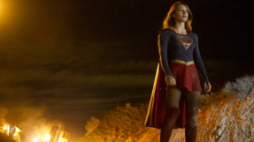 \'The Flash\' and \'Supergirl\' crossover rumors debunked by executive producer Andrew Kreisberg