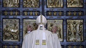 Pope Francis faces traditionalist criticism over plans to commemorate Reformation