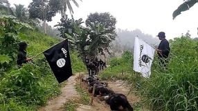 Breakaway Muslim group kill nine in Philippines