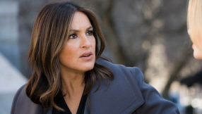 \'Law & Order: SVU\' season 18 spoilers, plot news: Mariska Hargitay directs show\'s monumental 400th episode