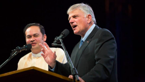 Training courses for Franklin Graham's tour postponed over coronavirus