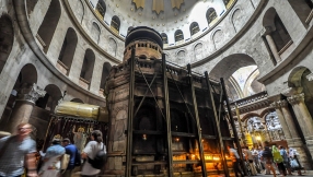 Jesus Tomb Now Free Of Iron Cage That Has Protected It From Collapse For 70 Years As Part Of Renovation