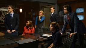 \'Madam Secretary\' season 3 spoilers: Elizabeth to face another hostage crisis in \'The Seventh Floor\' episode