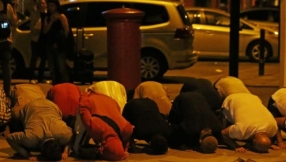 Bishop urges congregations to go to mosque