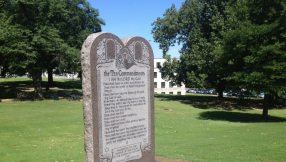 Atheist groups file lawsuit to remove Ten Commandments Monument at Arkansas State Capitol