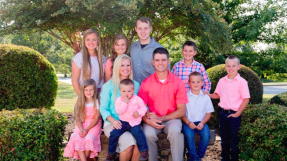 Duggar family news 2017: Is Joseph Duggar's wife pregnant? Fans grow suspicious after photo hides her body