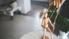3 ways Christians manipulate people without knowing it