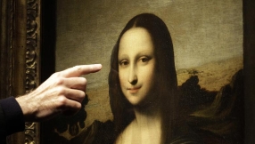 Is Da Vinci's Mona Lisa smiling or frowning? Scientists say it depends on your mood