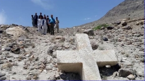 1,200-year-old cross found in Pakistan