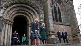 King and Queen to receive Honours of Scotland