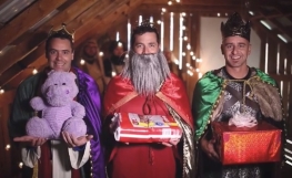 Hilarious Video of Kids Telling Christmas Story in \'Bethle-ha-ha-ham\' Goes Viral â Again
