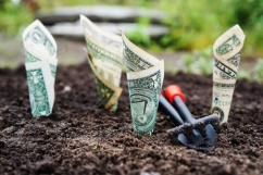 3 Wrong Motivations to Generosity That We Should Watch Out for