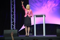 Pastor Paula White Hits Back At Critics As She Prepares for Trump\'s Inauguration, Denies She Promotes Prosperity Gospel
