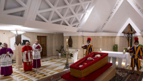 Pope's body to lie in state until funeral on Saturday