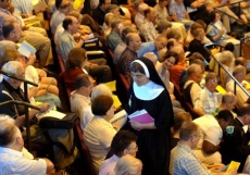 Ripon and Leeds is first diocese to say yes to women bishops