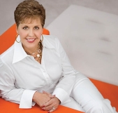 Joyce Meyer: \'Courage is moving forward even when you feel afraid\'