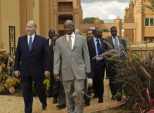 US cuts aid to Uganda due to anti-gay laws