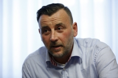PEGIDA leader resigns after posing as Hitler and calling refugees \'scumbags\' 