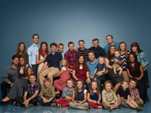 What\'s keeping Duggars busy? Family celebrates Michael\'s 4th birthday, enjoys high tea party