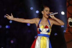 Katy Perry battles nuns over convent sale