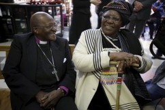 Archbishop Desmond Tutu and wife Leah renew wedding vows, celebrate 60th anniversary