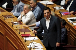 Greek parliament approves Euro bailout deal as Syriza party fragments 