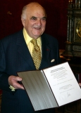 Lord Weidenfeld, who helped save Middle Eastern Christians, dies aged 96