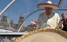 More Catholics embracing evangelical Christianity in Mexico; Pope Francis trying to stem the tide