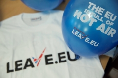 Anti-EU numbers drop six points in blow to Brexit campaign 