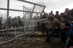U.S. pastors \'twice as likely to fear refugees than to help them,\' LifeWay survey shows