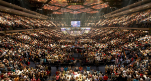US churchgoing in decline as young people leave the faith 