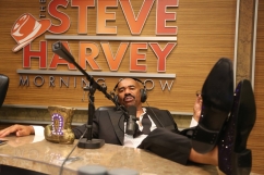 Steve Harvey recalls God\'s message to him when he was still struggling with homelessness: Don\'t quit