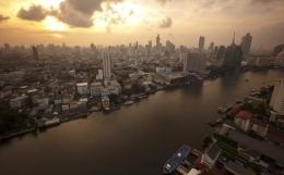 U.S. missionary out to rescue women trapped in Thailand\'s sex industry by sharing with them God\'s love