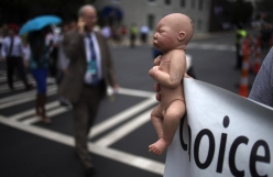 Hillary Clinton Defends Abortion Of Babies At Nine Months In 3rd Presidential Debate; Donald Trump Calls It \'Terrible\'