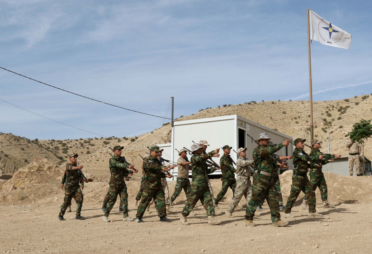 Kurdish Forces Fighting ISIS in Syria Get to Hear God\'s Word in the ...